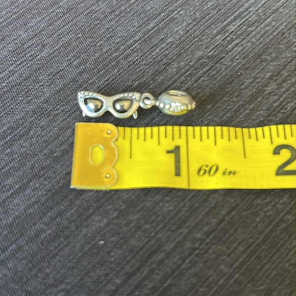 PANDORA Sunshine Diva Summer Sunglasses Dangle Charm - Picture 3 of 4